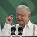 Mientras el enojo y la frustración sigue devorando a algunos medios, comentaristas y actores sociales y políticos, el México que deja Andrés Manuel López Obrador sube 11 escalones en el ranking mundial de la felicidad, ocupando el lugar 25. Foto: Wikimedia.