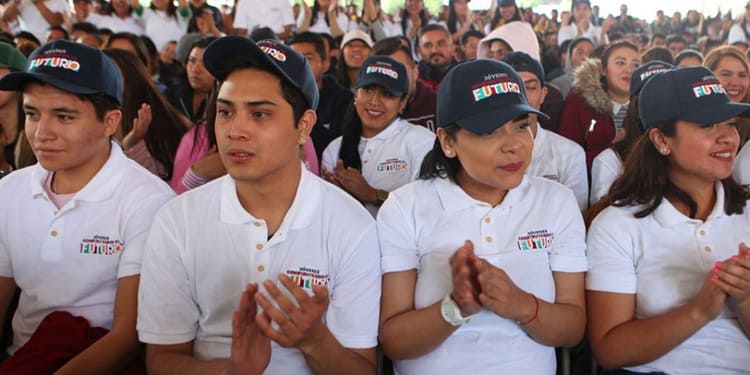 Jóvenes construyendo el futuro 2022