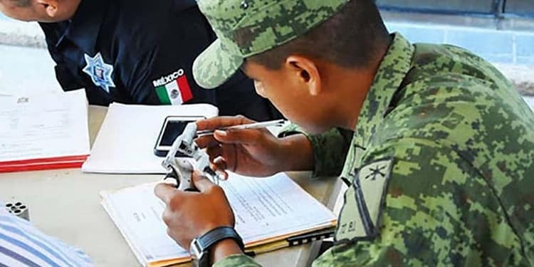 Te decimos cómo obtener el permiso para comprar un arma en México | Foto: www.canaldelcongreso.gob.mx.