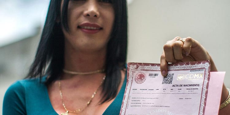 trans-acta-de-nacimiento-Registro-Civil-Universal-FGJ