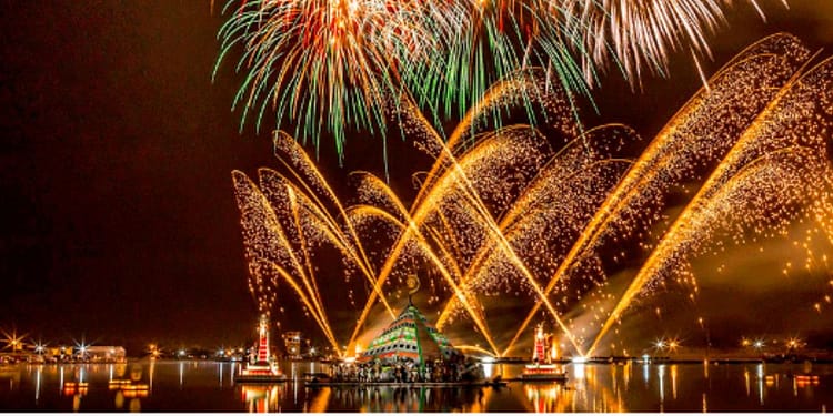 Celebra Día de Muertos en estos Pueblos Mágicos con espectáculos llenos de luz y color. Foto ilustrativa. Sectur.