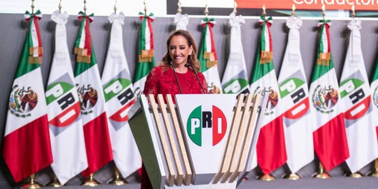 Claudia Ruiz Massieu