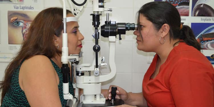 Álvaro Obregón operación de cataratas gratis