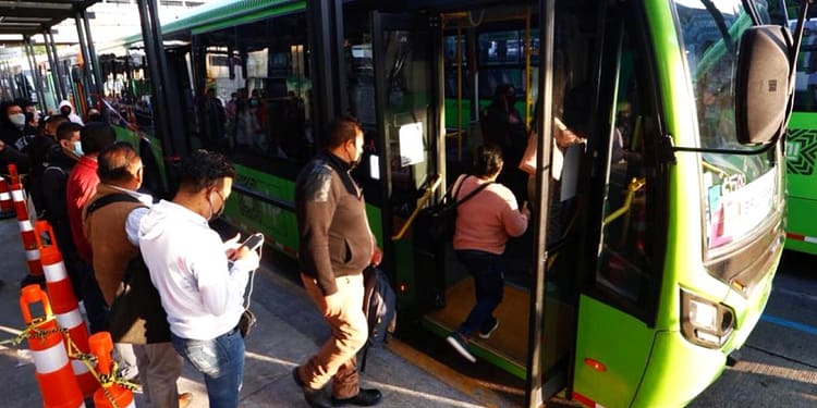 Transbordar-metro-rtp-Línea-1-CDMX