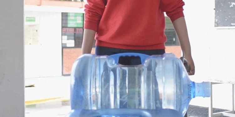 Estos son los centros DIF donde puedes conseguir garrafones de agua a cinco pesos | Foto: FB DIF