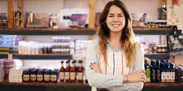 Apoyo a mujeres emprendedoras 2023