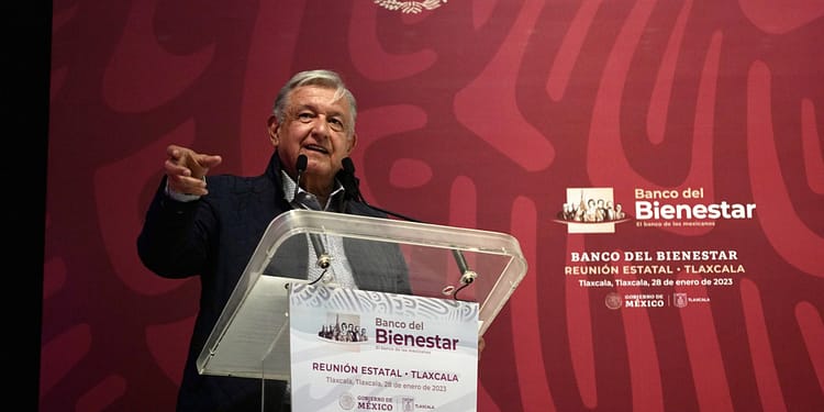 ¿Quién sería presidente de México si el presidente electo no puede? Foto: Facebook Andrés Manuel López Obrador