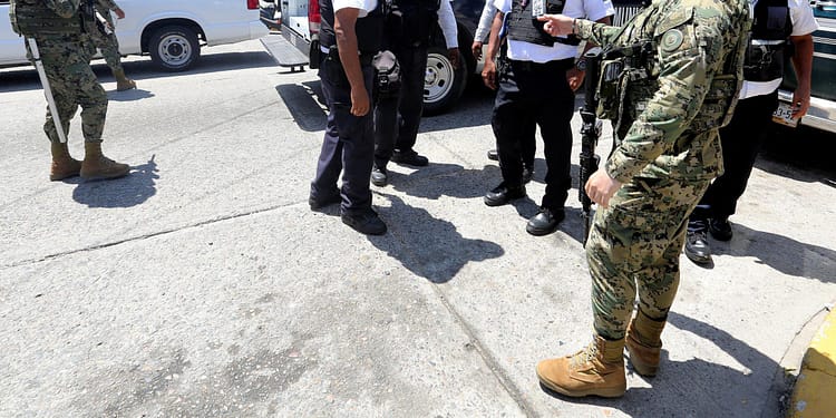 Ejército en las calles Foto: Reddit