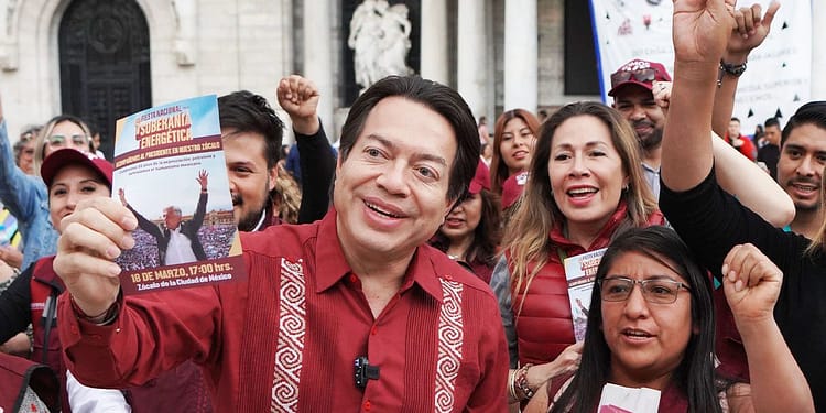 Mario Delgado se lanza a volantear para marcha de AMLO del 18 de marzo portada