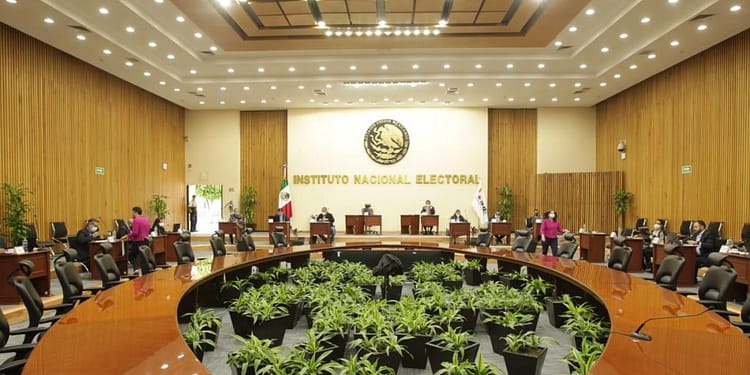 El INE determinó desde agosto de 2022 los presupuestos destinados a los partidos políticos en 2023. FOTO: Central INE