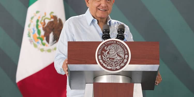 cuanto gana amlo 2023 salario lopez obrador presindente de mexico portada