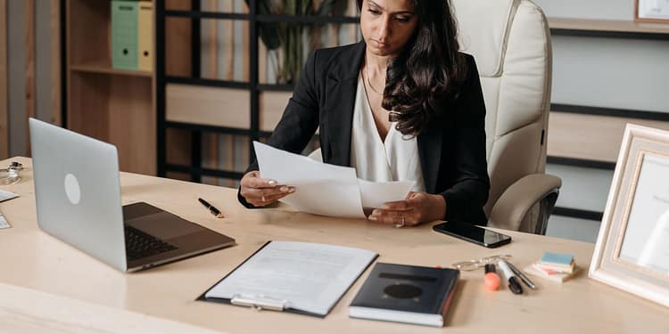 No pierdas más tiempo, consulta los requisitos para solicitar créditos del FONDESO y haz realidad el negocio de tus sueños / imagen: pexels.com