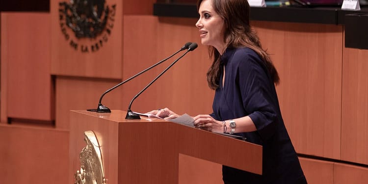 La periodista Lilly Téllez también quiere ser presidenta.