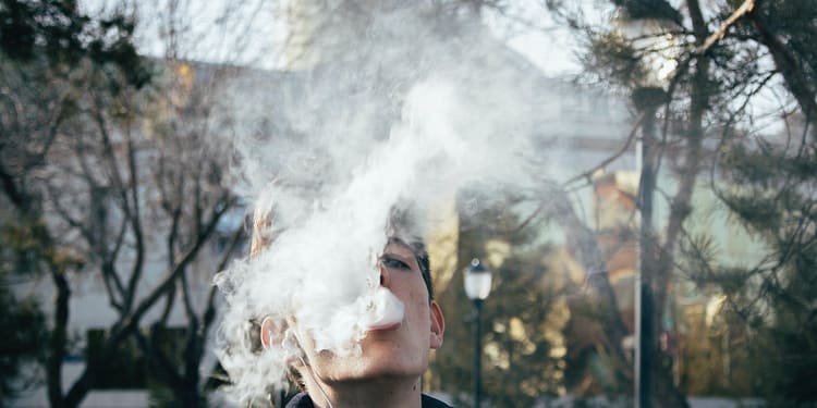 El uso de vareadores perjudica la salud de los adolescentes,