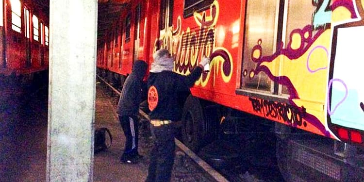 multa-rayar-o-hacer-graffiti-metro