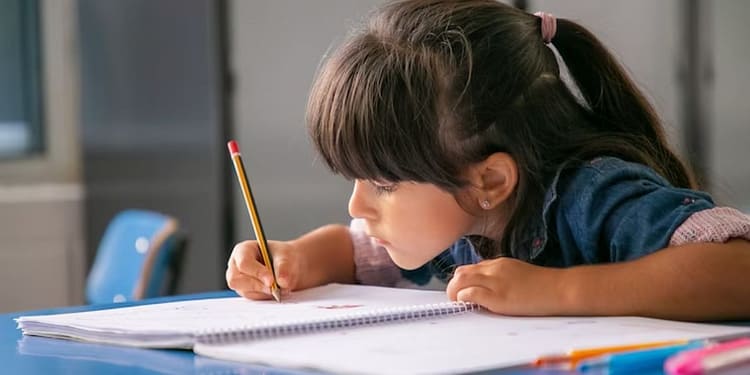 Hay clases el 15 de mayo 2023