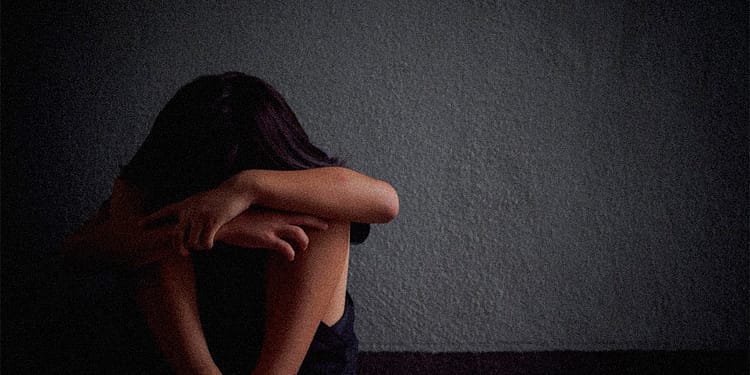 Hasta 20 años de cárcel por tener relaciones con un menor de edad portada