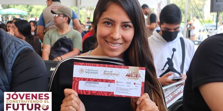 | Foto: @JovConFuturo.