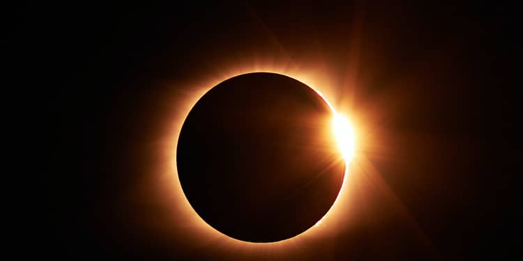 Eclipse solar 2023