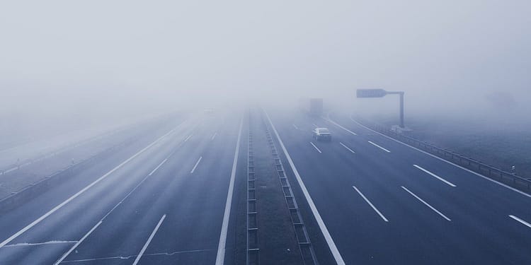 La decisión de permitir los coches autónomos puede marcar el comienzo de una nueva era del transporte, o puede resultar un falso amanecer. Foto: Pexels.
