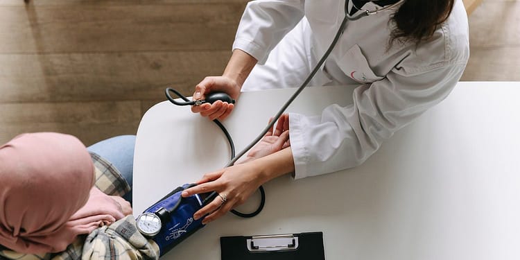 La atención oncológica integral es fundamental para alcanzar los objetivos de desarrollo social relacionados con la igualdad, la justicia social y la salud. Foto: Pexels.
