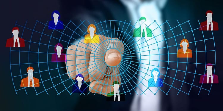 Ha llegado el momento de establecer mecanismos institucionales eficaces y necesarios para garantizar que las tecnologías potencialmente transformadoras beneficien a todos, no sólo a unos pocos privilegiados. Foto: Pixabay.