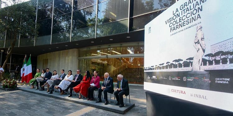 Llegó a México la Colección Farnesina, una selección de poco más de 70 obras representativas del arte italiano de los siglos XX y XXI, mismas que se pueden disfrutar en el Museo de Arte Moderno. Foto: https://inba.gob.mx/prensa/19561/el-museo-de-arte-moderno-presentala-gran-vision-italiana-coleccion-farnesinacurada-por-achille-bonito-oliva. INBAL.