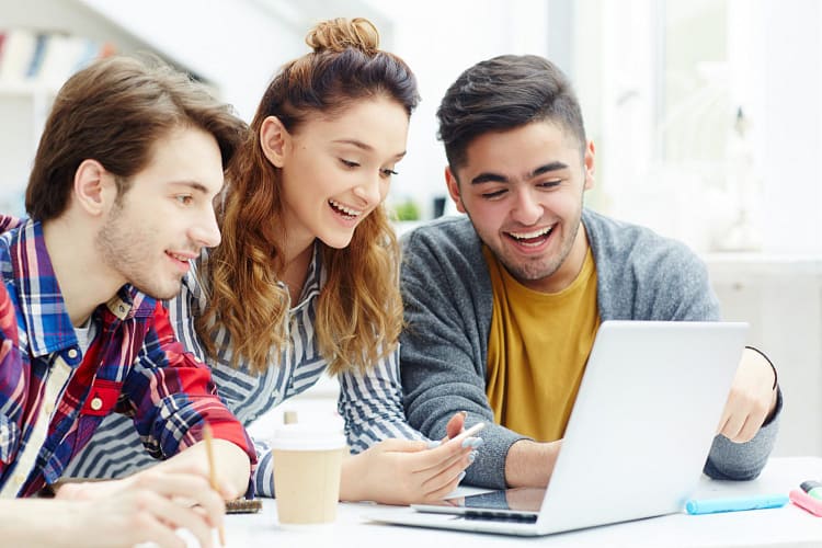 Becas-Constellation-Brands