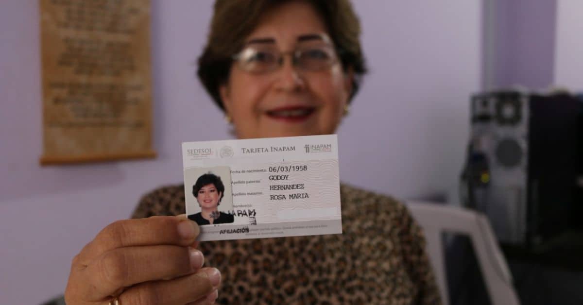 ¿Qué transportes son gratis con el INAPAM?