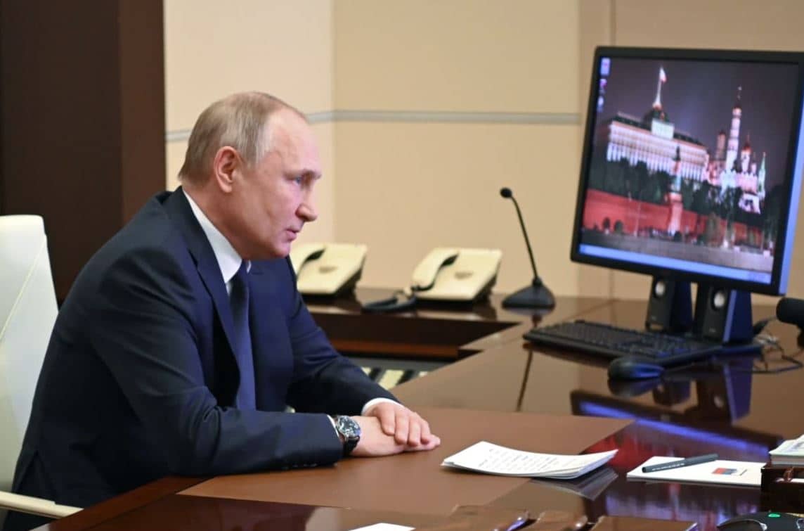 Poner a Putin y compañía en el banquillo 2