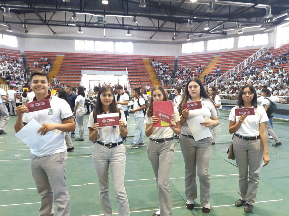 Becas Benito Juárez Mala logística y sin cumplir objetivos, señala CONEVAL portada 2