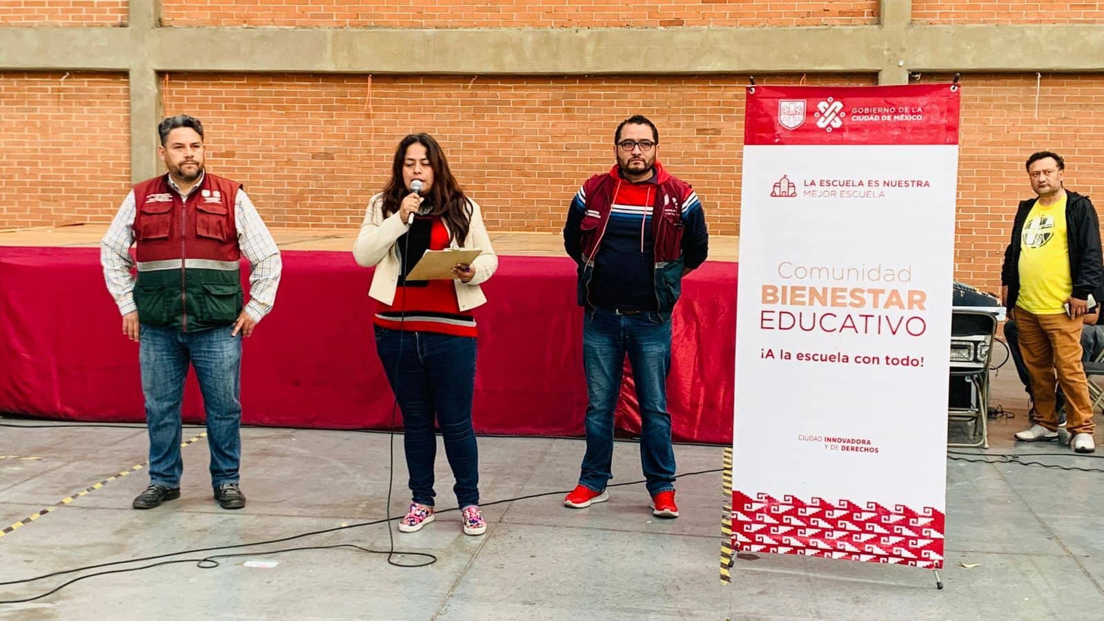Promotores programas sociales cdmx