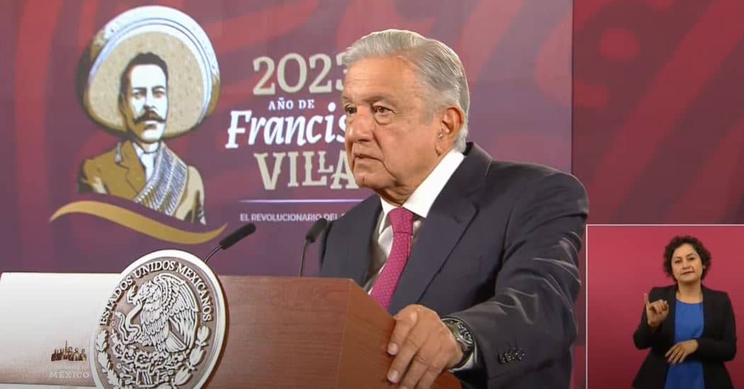 AMLO critica las narcoseries pintan un mundo color de rosa, dice 76