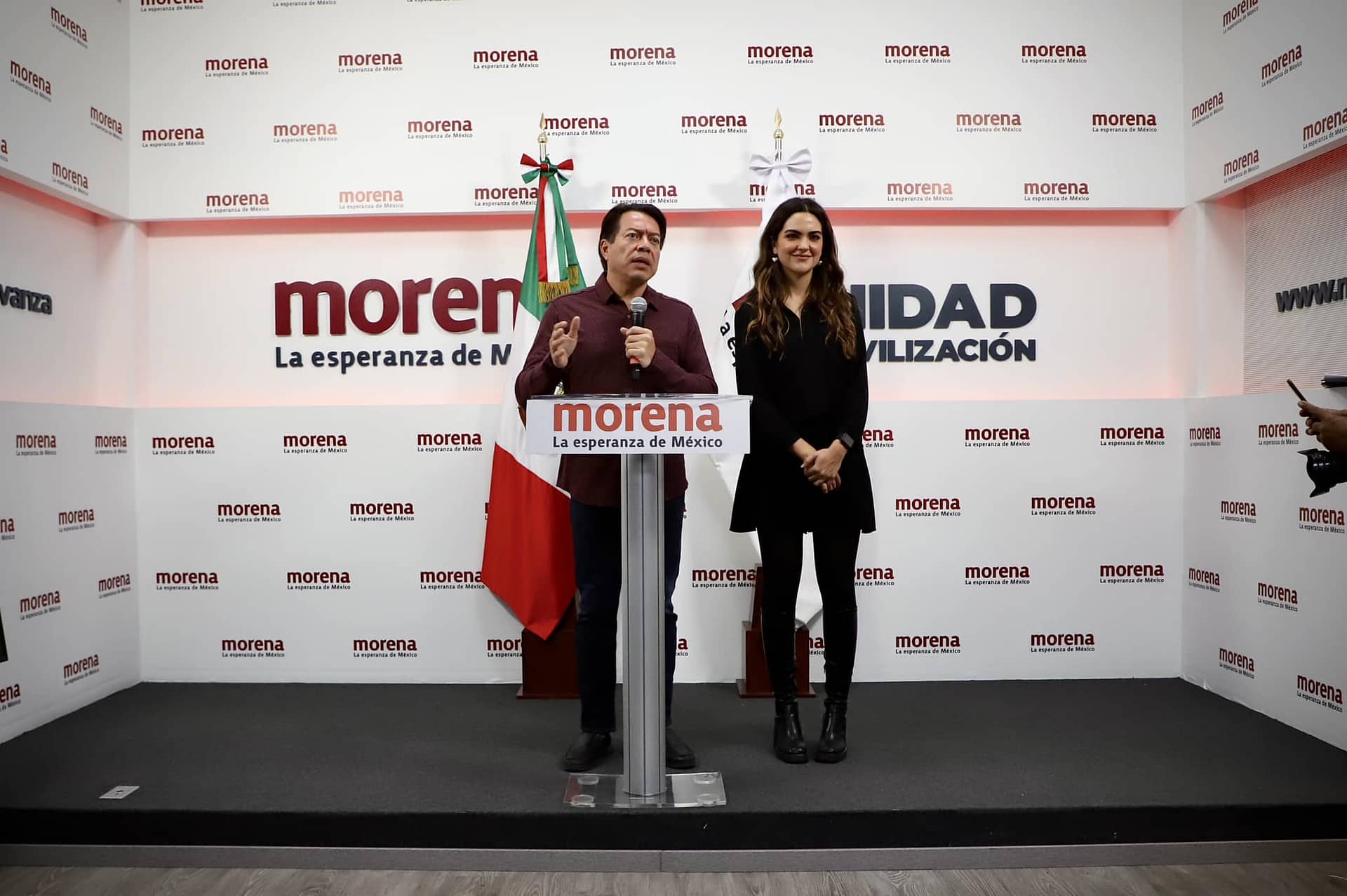 morena jovenes mario delgado andrea chavez 1