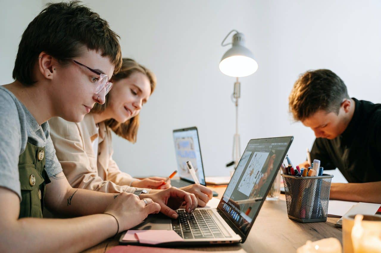 Jóvenes Construyendo el Futuro