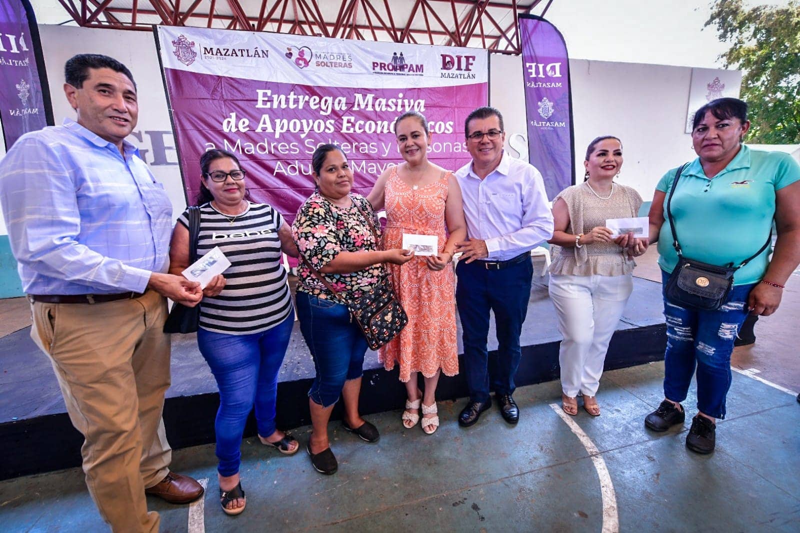 Apoyo económico para madres solteras 