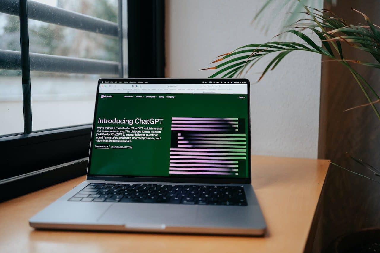 Las aplicaciones de IA generativa como ChatGPT no conducirán a un único tipo de innovación. Foto: Pexels.