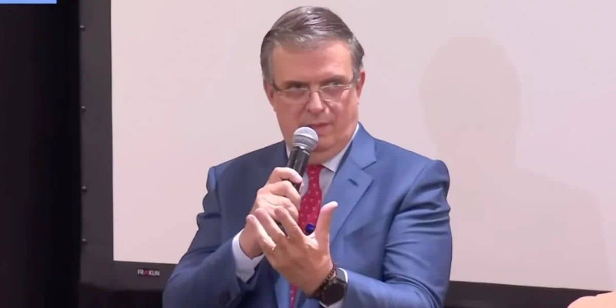 ¿Se va Marcelo Ebrard?