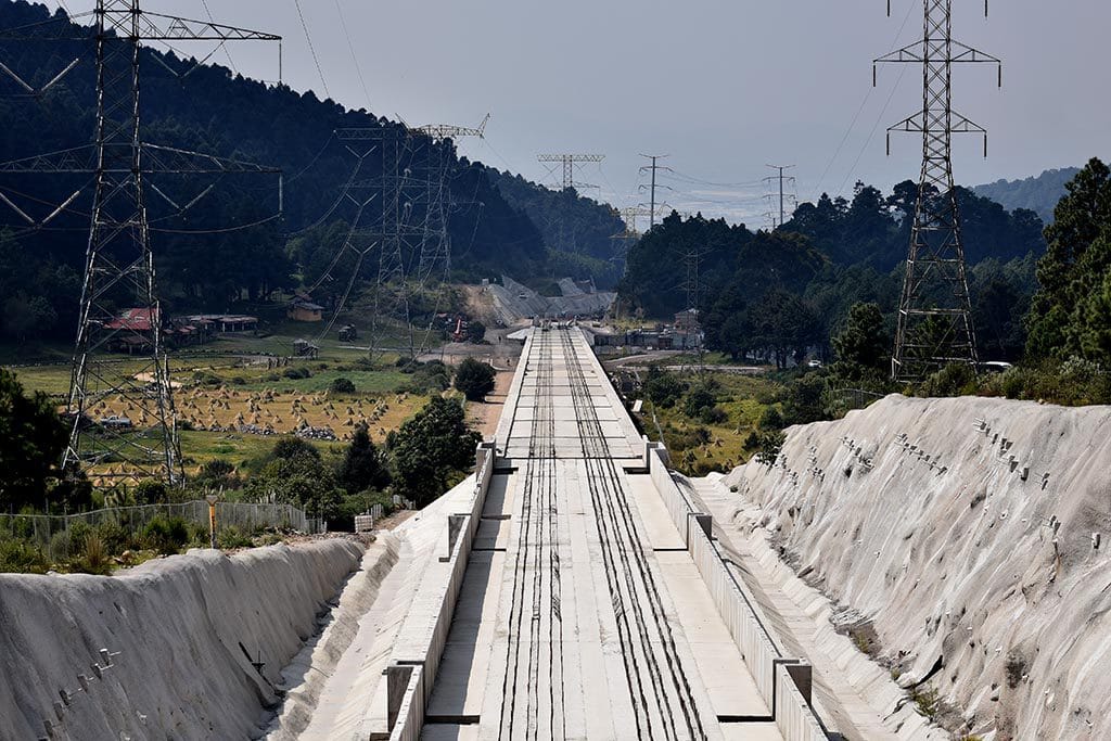 Tren interurbano México-Toluca