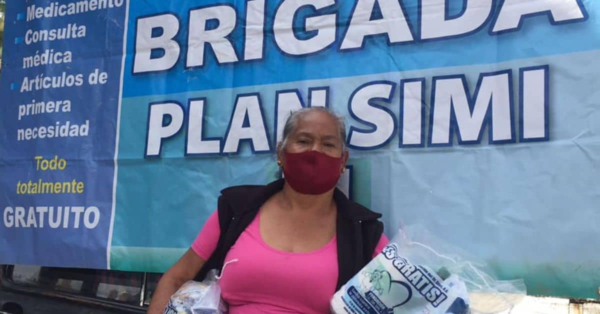 Dr. Simi donación Acapulco huracán Otis Guerrero