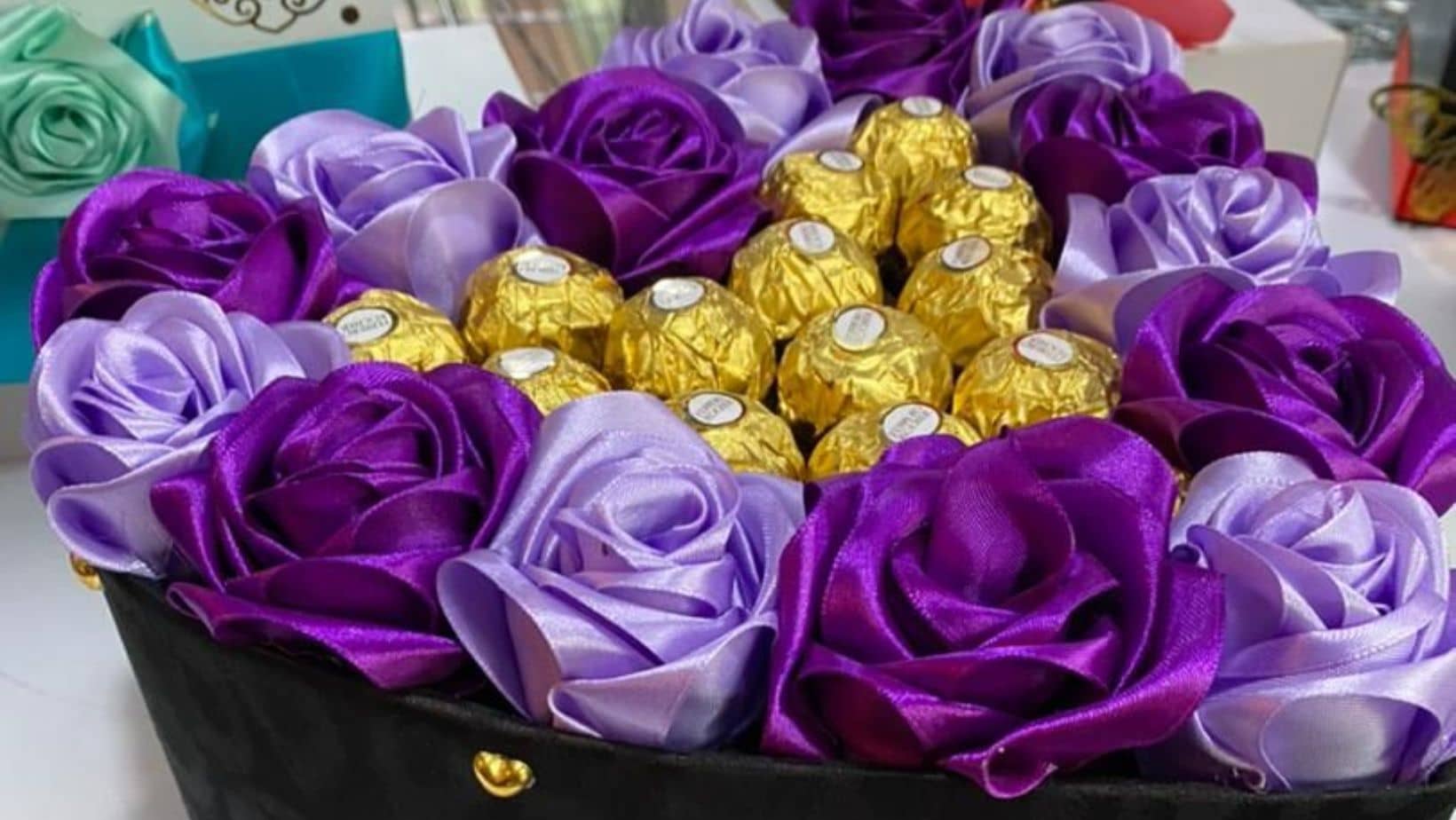 Por qué se regalan flores moradas