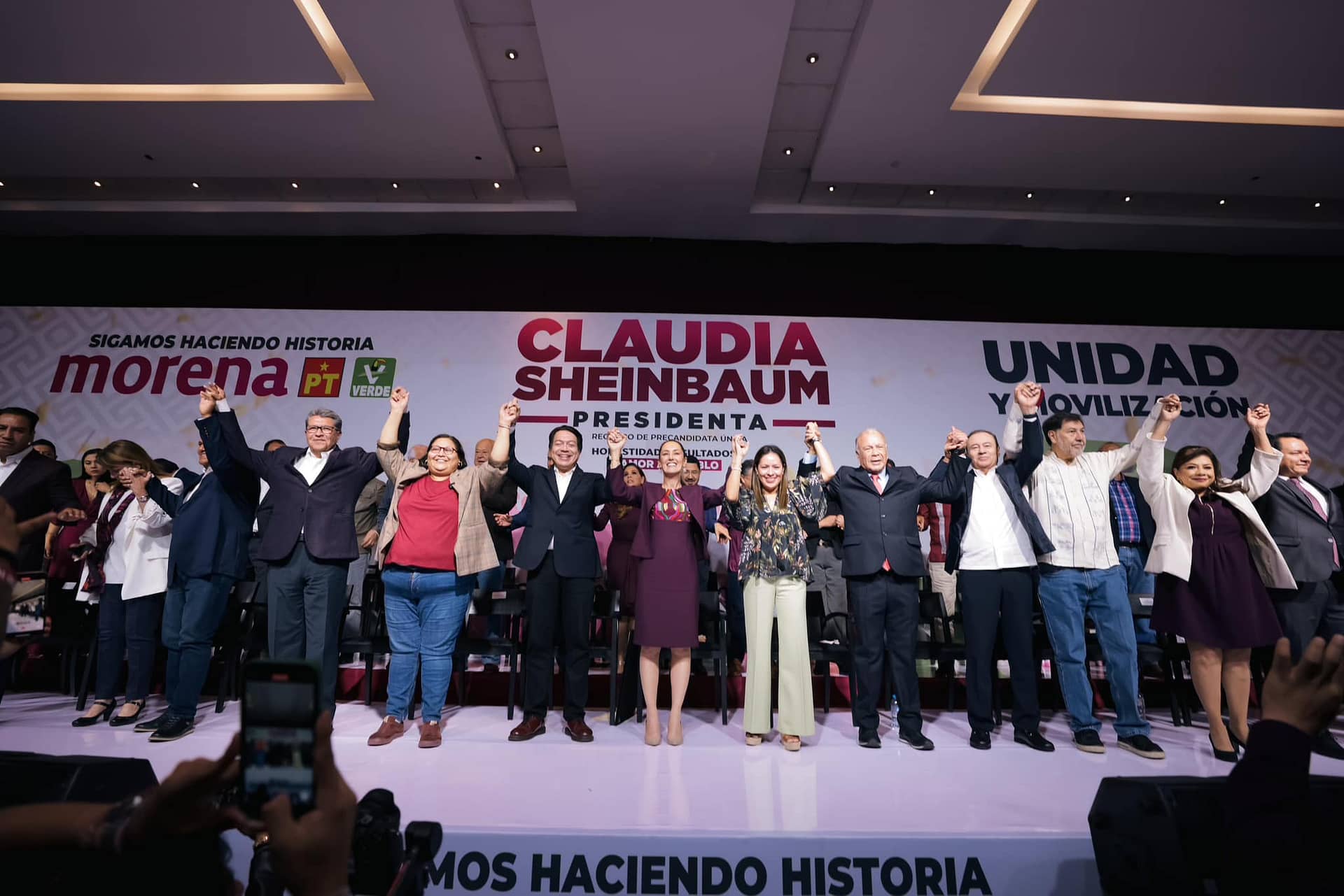 equipo de campaña de claudia sheinbaum equipo de campaña de Xochitl Galvez 1