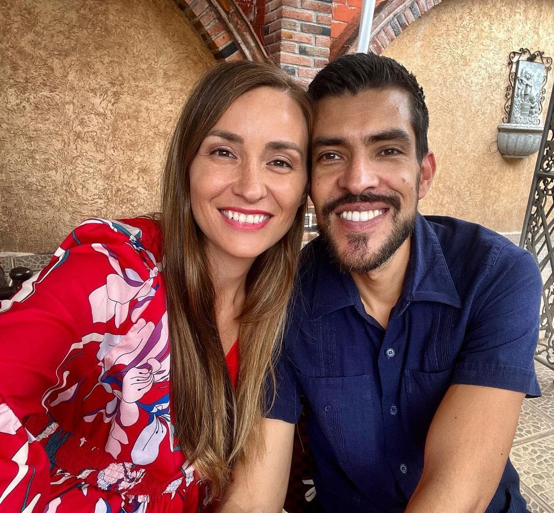 Juan Pablo Adame y su esposa
