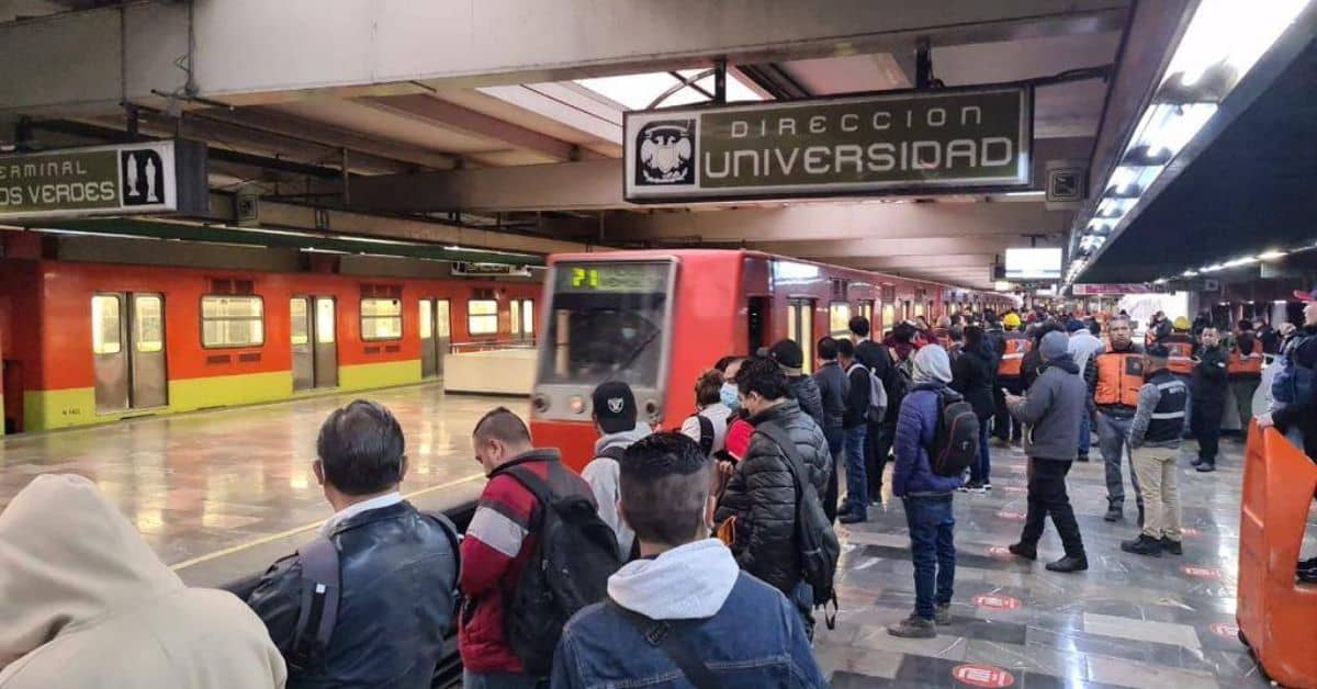 Navidad 2023 horario metro y Metrobús 24 y 25 de diciembre
