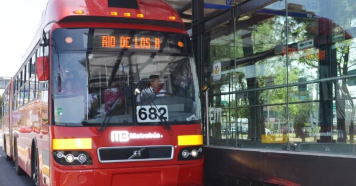 Navidad 2023 horario metro y Metrobús 24 y 25 de diciembre
