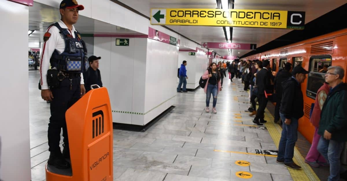Año Nuevo 2024 horario metro y Metrobús 31 de diciembre y 1 de enero