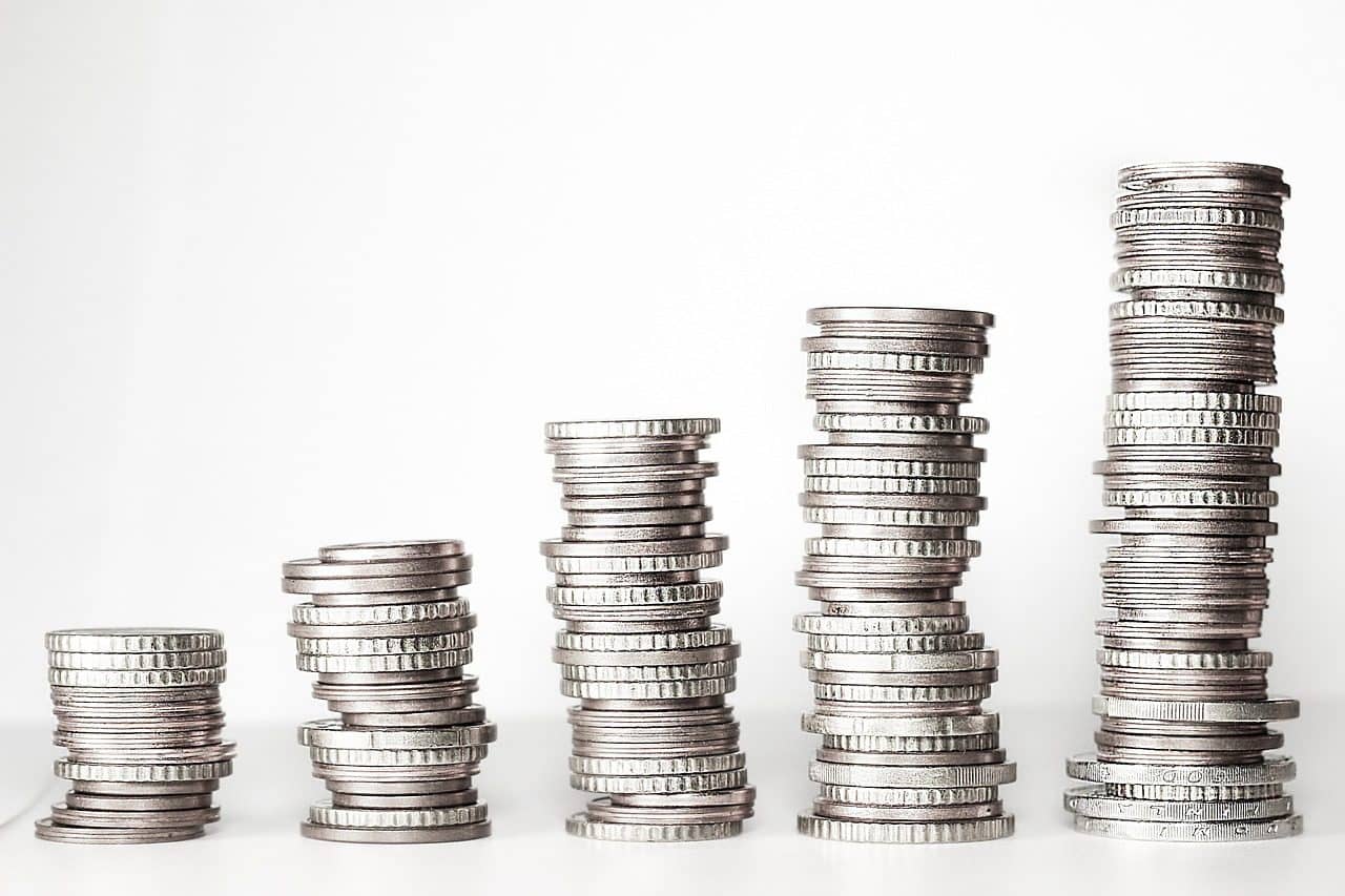 La crisis económica de 2008-09 y la pandemia de 2020-21 asestaron golpes devastadores a una sociedad de mercado que ya estaba tambaleándose, vaciada por la “financiarización” o “desmaterialización” de los activos. Foto: Pixabay.