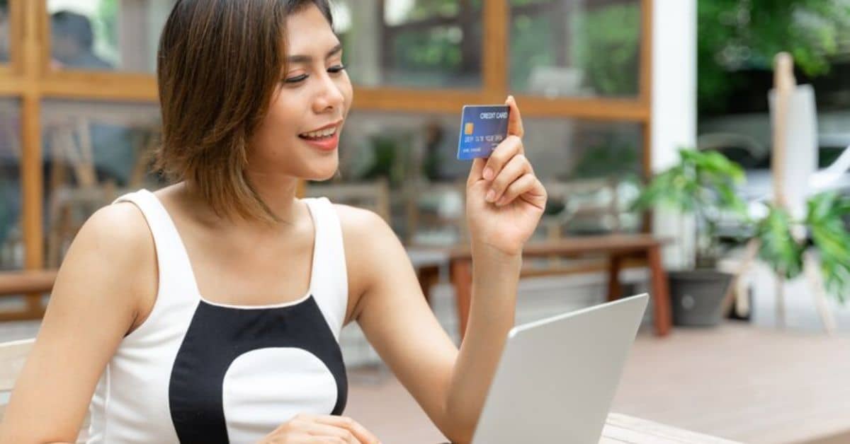 ¿Qué pasa si pago el mínimo de la tarjeta de crédito? 
