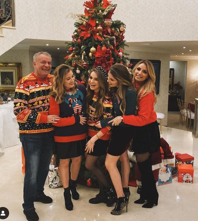 angelica rivera que hace actualmente 2