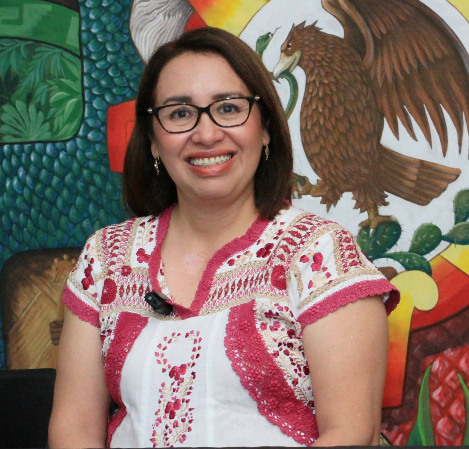 azucena cisneros coss biografia 2